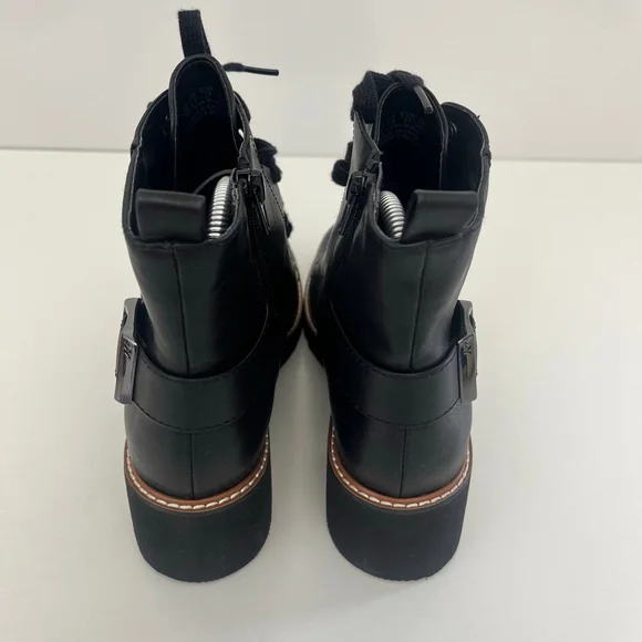 Black Ankle Booties Low Heel Side Zip Comfort Boots Size 7 Naturalizer Cabaret - Picture 9 of 13